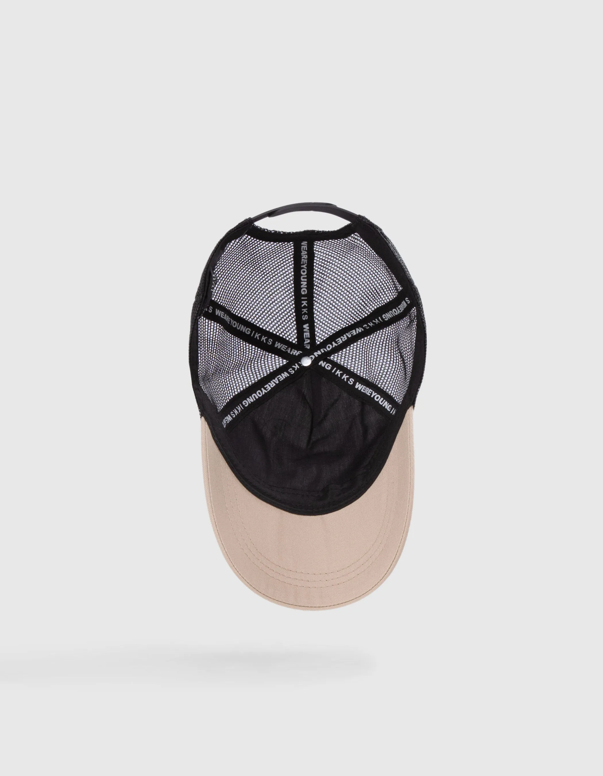 Casquette beige, écrue et filet noir garçon