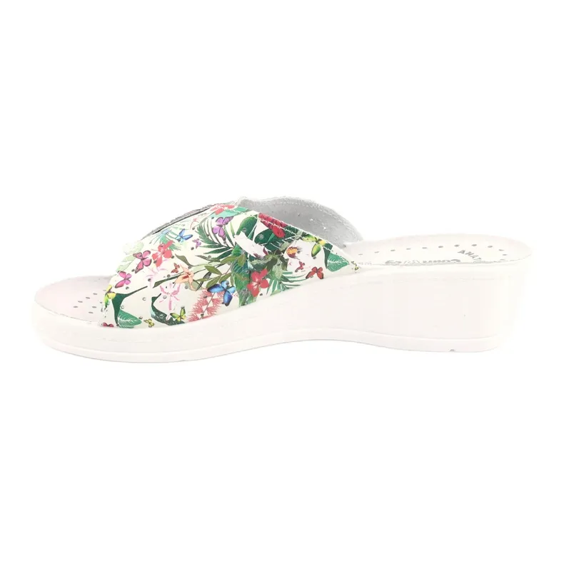 Chaussons pour femmes sur le coin Comfooty Lucia blanche multicolore