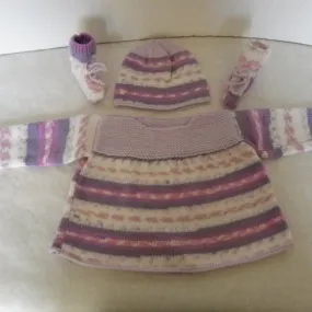 Ensemble naissance " brassière , bonnet , chaussons " 3 mois pour bébé fille